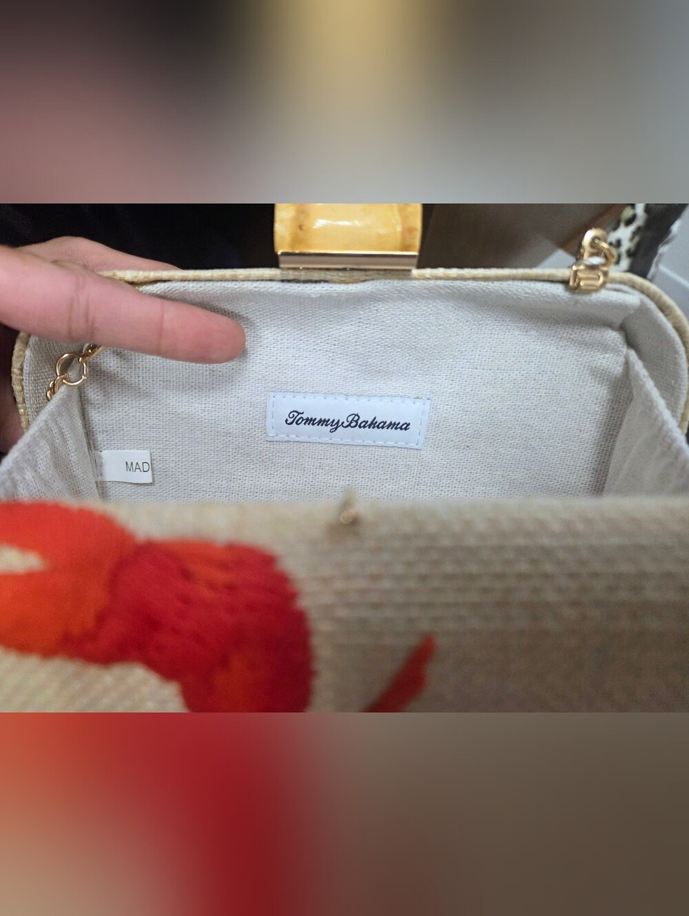 Tommy Bahama Tik Tok Famous Viral Woven Crab Clutch Crossbody w/ Gold Chain NWT - Picture 5 of 8